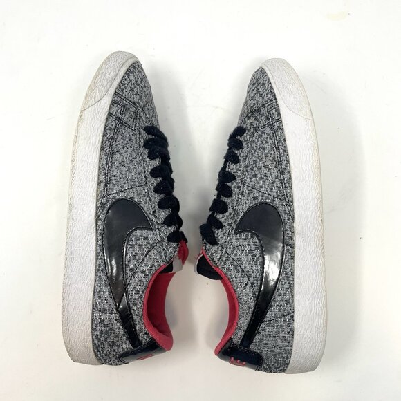 Nike Blazer Low TXT Sneakers Women Size 9.5 Athletic‎ Shoes Black Gray - Picture 9 of 10